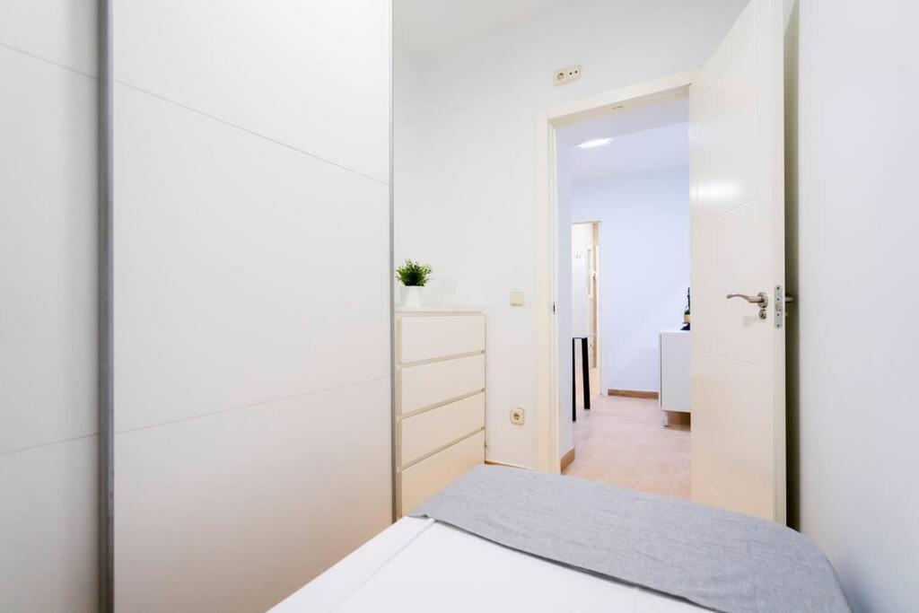 Cosy Interior Ground Floor In Barrio Salamanca-Boc5 Мадрид Екстериор снимка